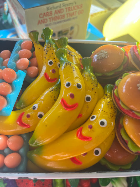 Banana Magnet
