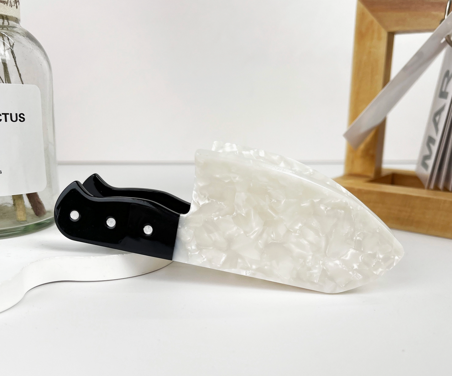 Knife Hair Claw