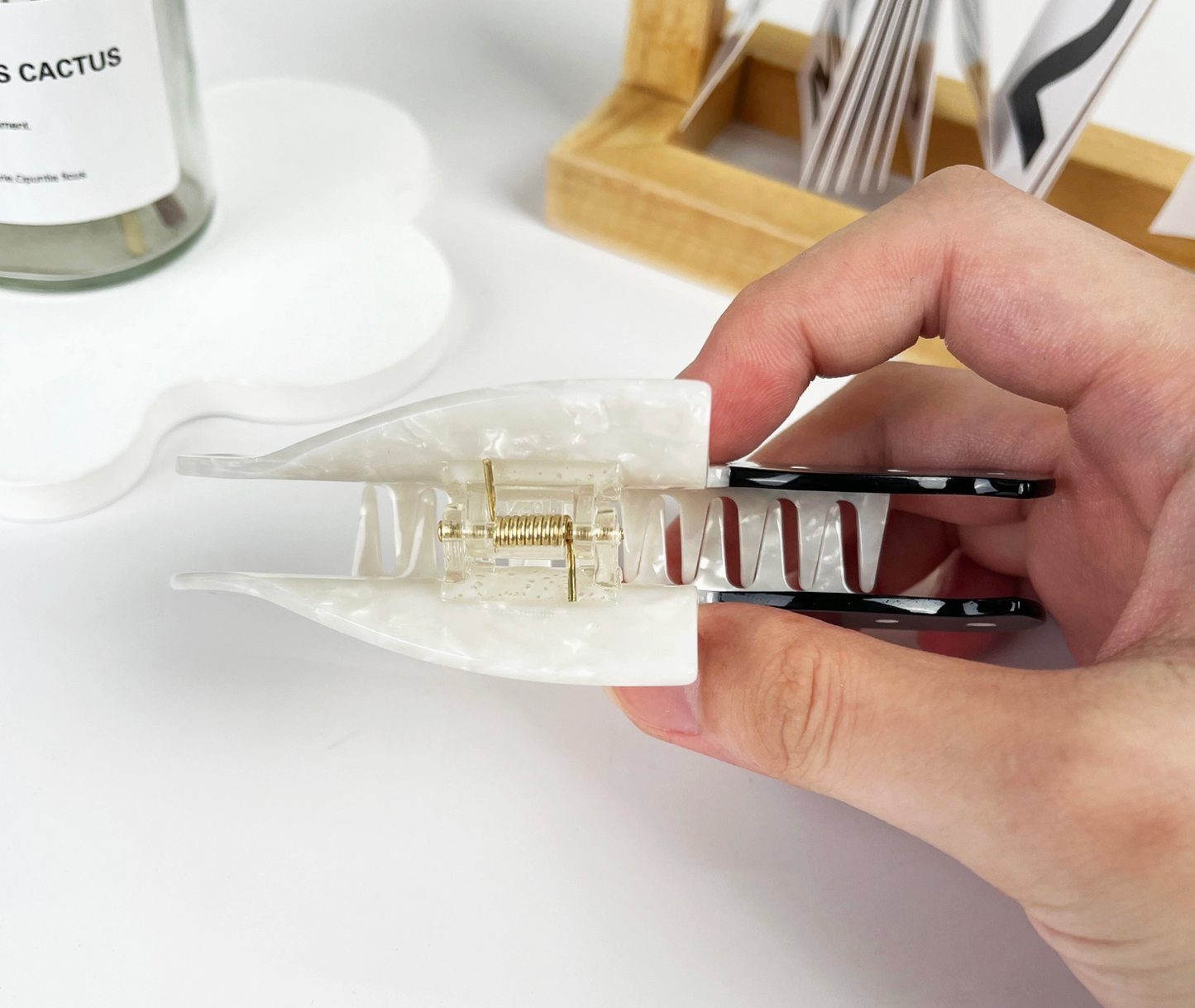 Knife Hair Claw