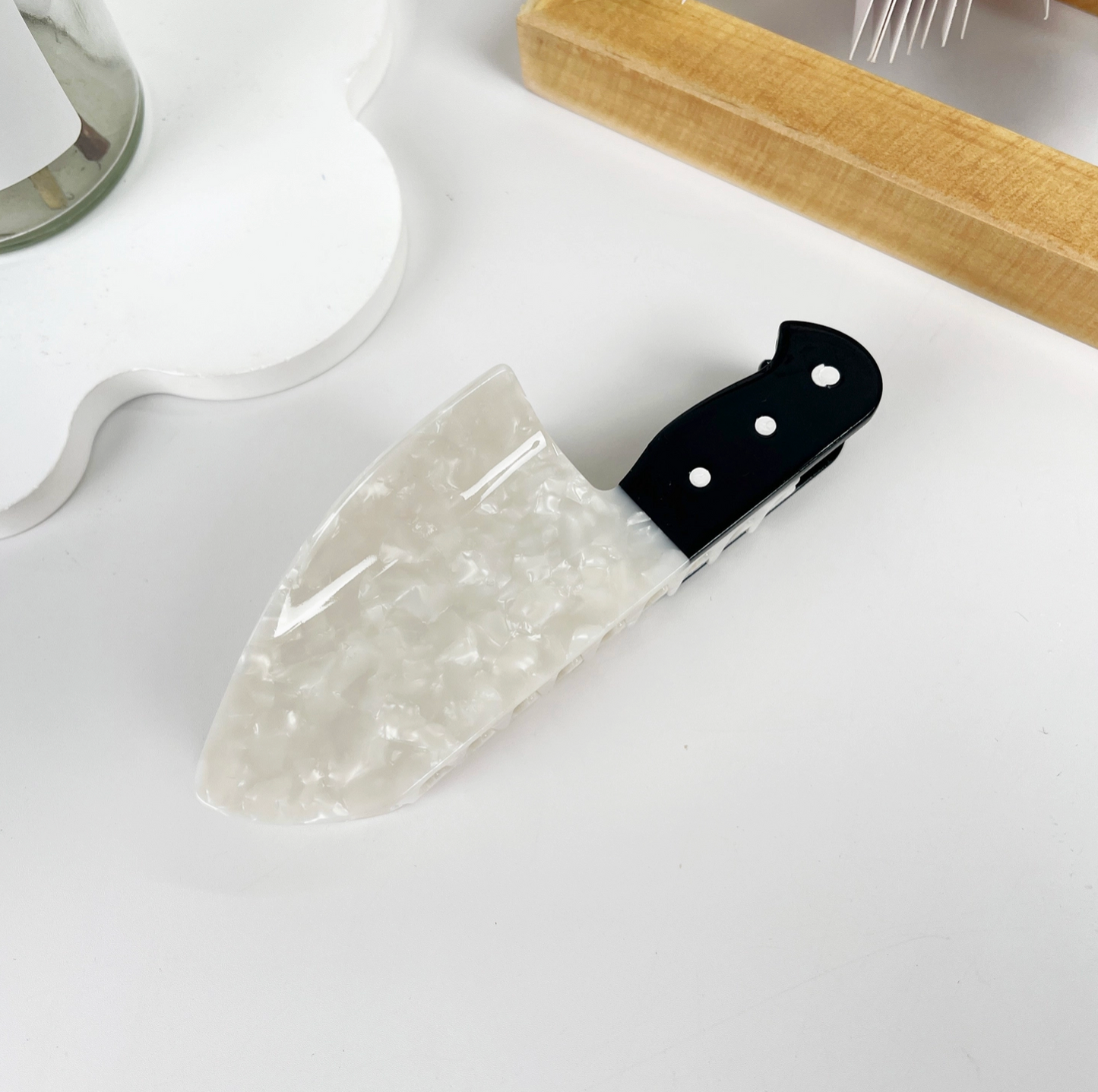 Knife Hair Claw