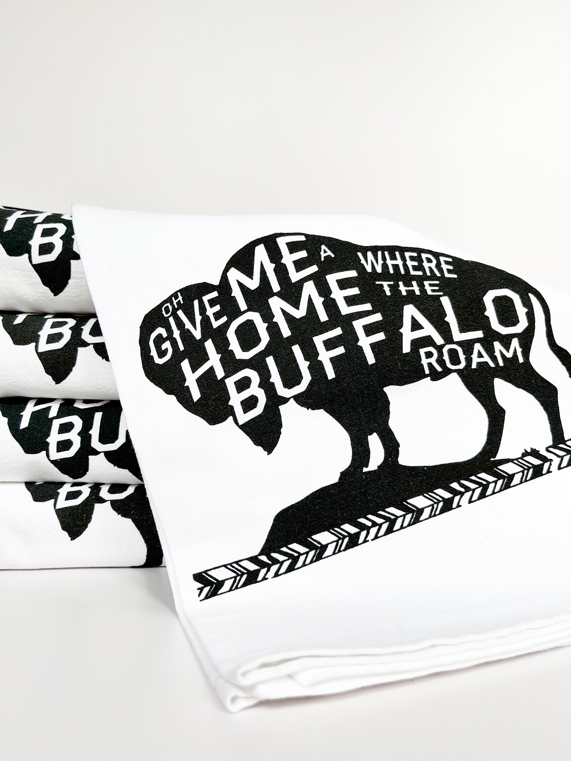 oh give me a home where the buffalo roam lyrics on cotton dish towel screen printed large bison souvenir yellowstone badlands grand canyon western national parks wyoming montana colorado screen printed tea towel with cute animals coin laundry montana